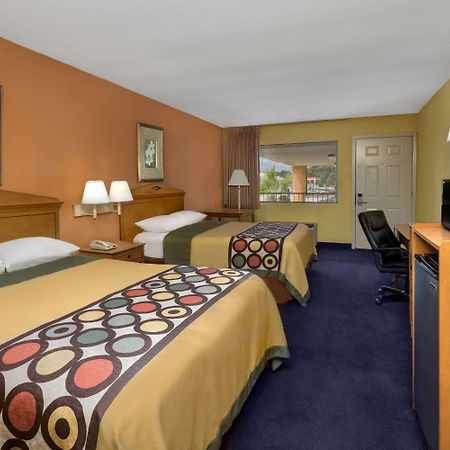 Super 8 By Wyndham Breaux Bridge Motel Exterior photo